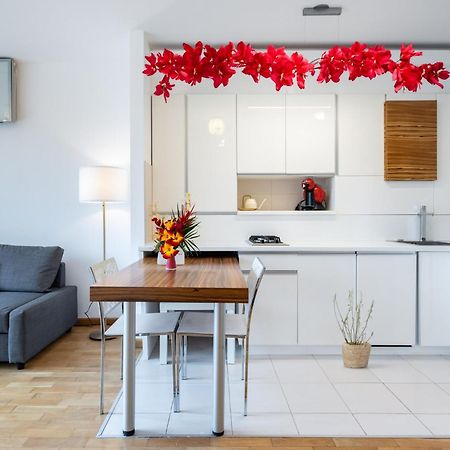 Lazynest - Modern Apartment With Parking & Balcony Bukarest Exterior foto
