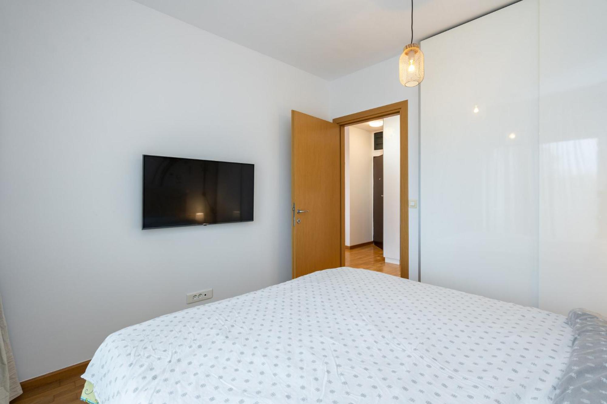 Lazynest - Modern Apartment With Parking & Balcony Bukarest Exterior foto